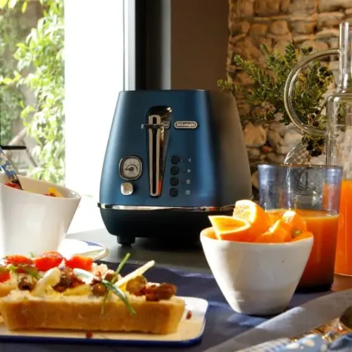 De'Longhi Distinta Flair 2 Slice Toaster Prestige Blue - Image 2